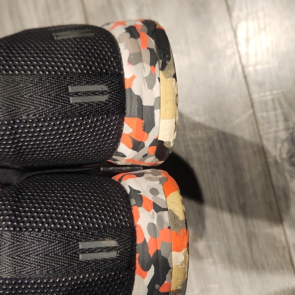 NOBULL Black Sneakers with Multicolor Camo Sole Women's Sz 10 - Picture 4 of 12